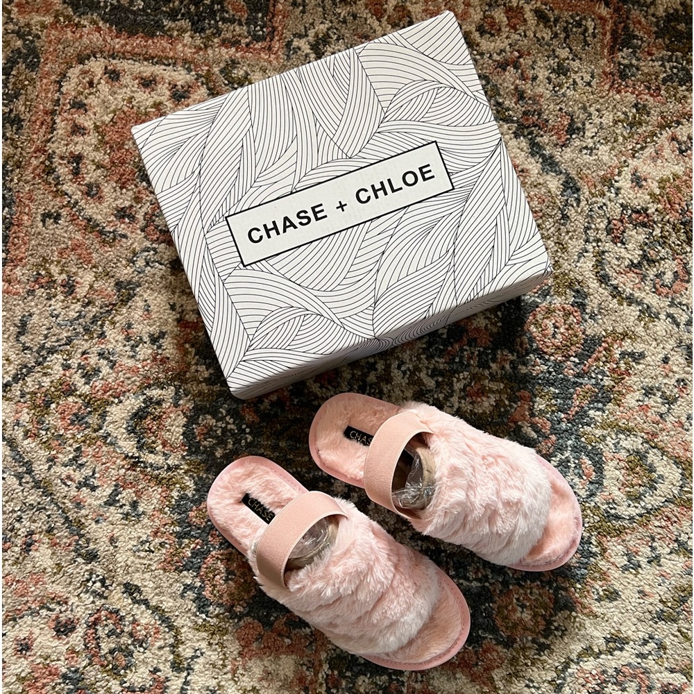 Chase and Chloe Kissy sandals